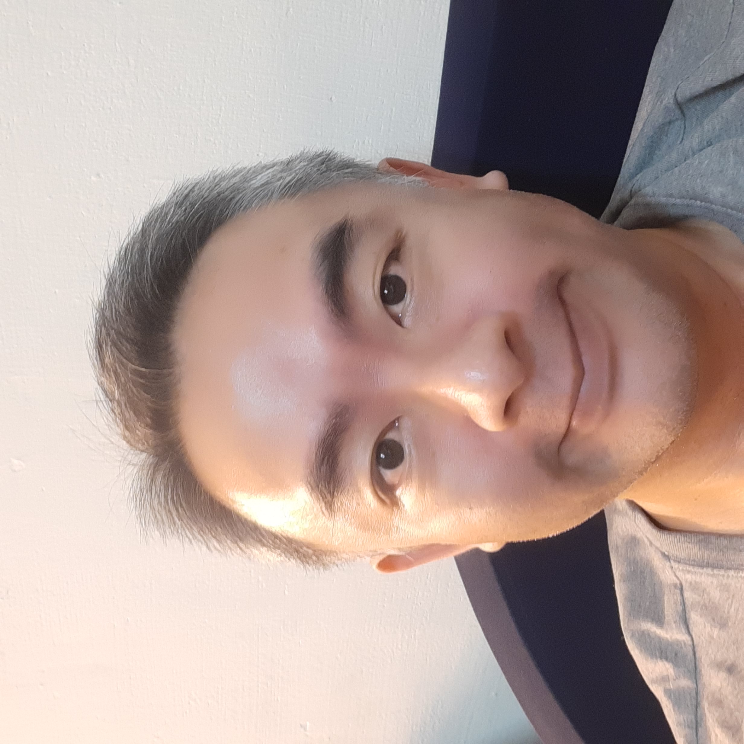 王小明照片